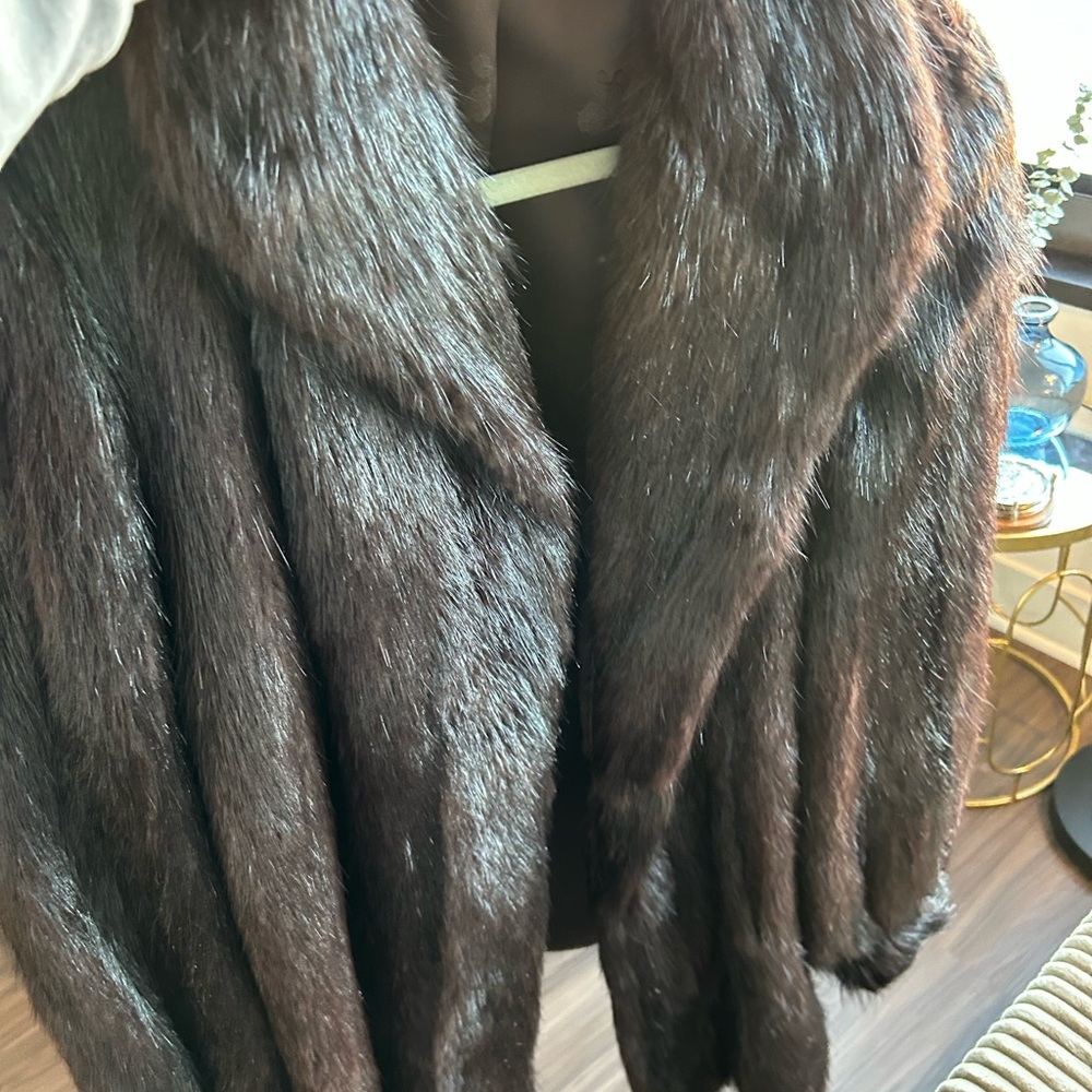 SALE !! Vintage Women's Brown Fur Coat - fits size 10 to 12